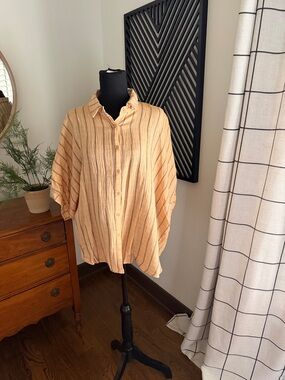 Anniewear Peach-Striped Lightweight Button-Up poncho top medium